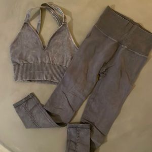 Free people movement good karma xs/s set in washed grape